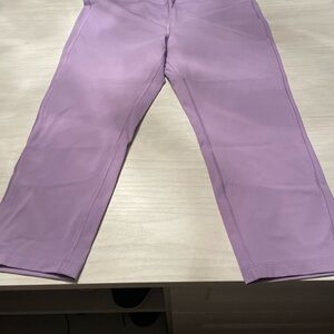 Peloton Women’s Lavender Capri Leggings